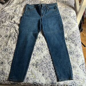 American Eagle Next Level Stretch Jeans. Size 12